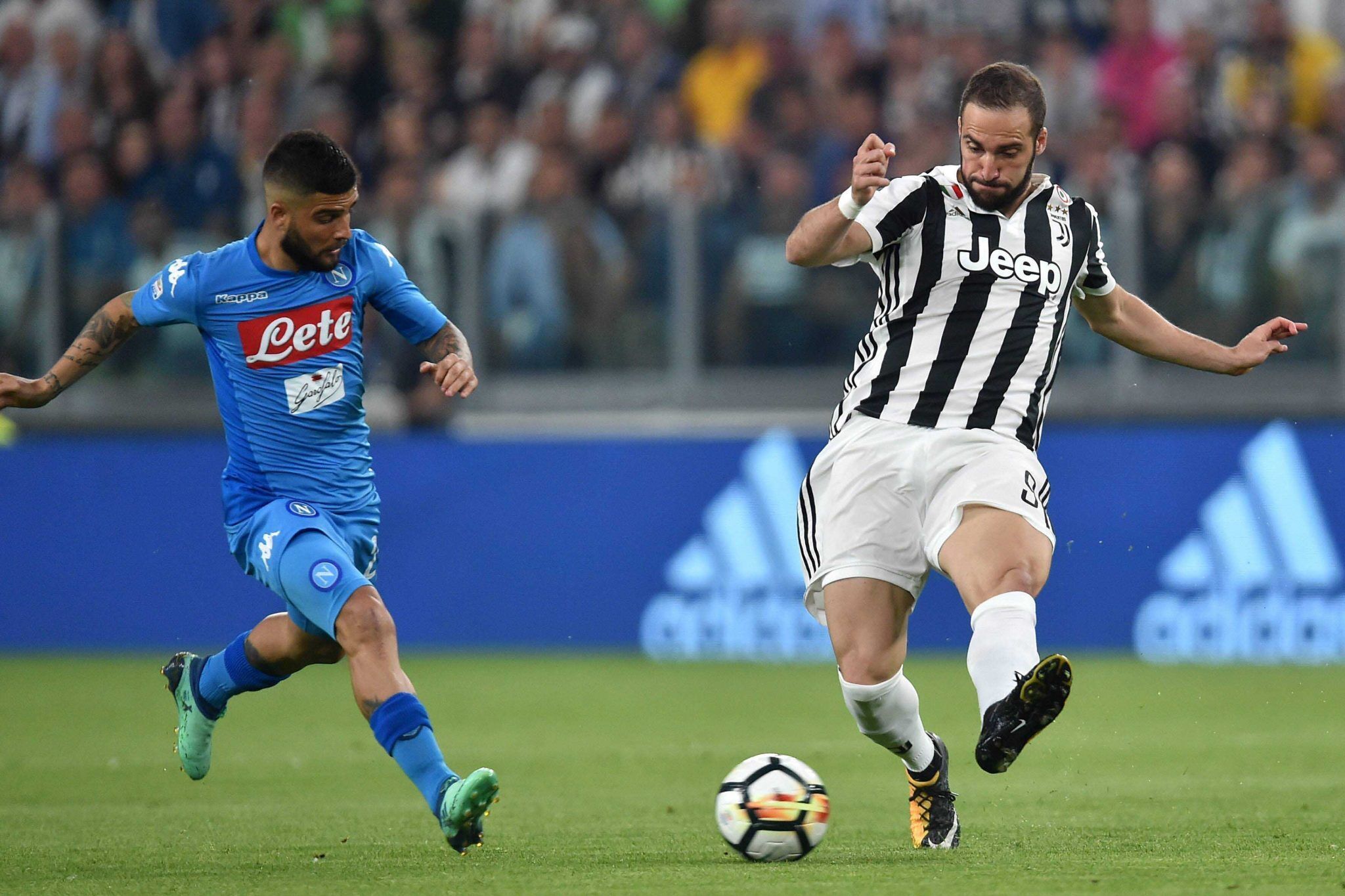 在不显山露 在不显山露