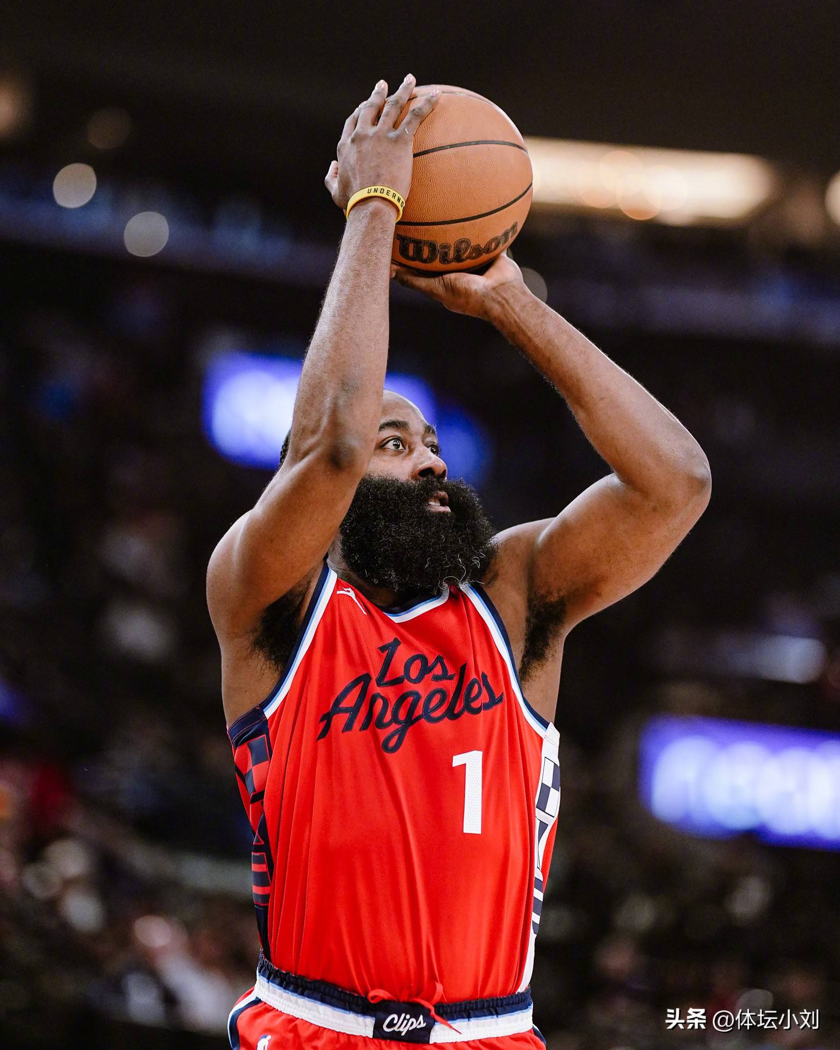 1更具可操 1更具可操